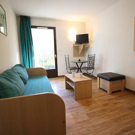 T2 Avec Balcon, Parking Et Lave-linge Près Du Parc - Fr-1-313-235 Bagnères-de-Luchon