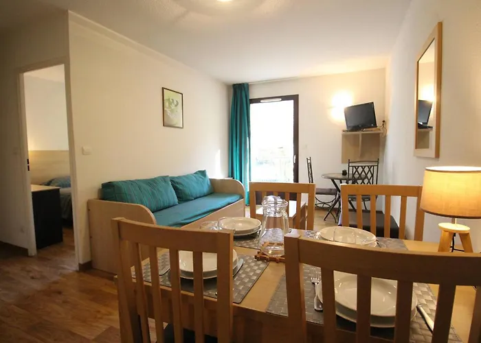 T2 Avec Balcon, Parking Et Lave-linge Pres Du Parc - Fr-1-313-235 * Bagnères-de-Luchon